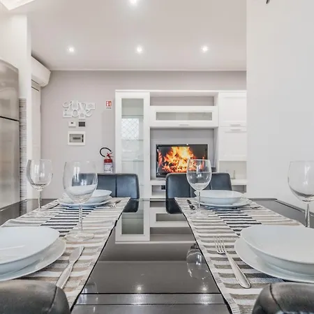 Modern 2 Bedroom Cinecitta Rome