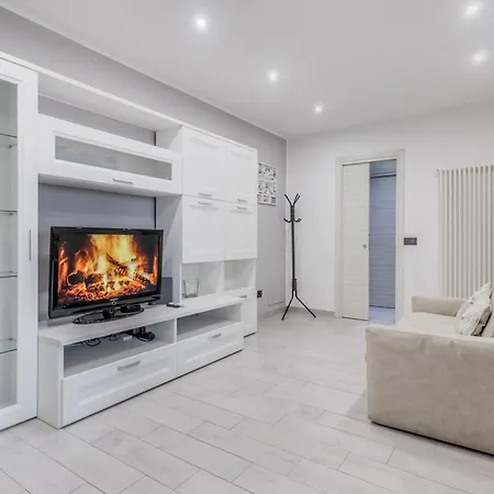 Modern 2 Bedroom Cinecitta *