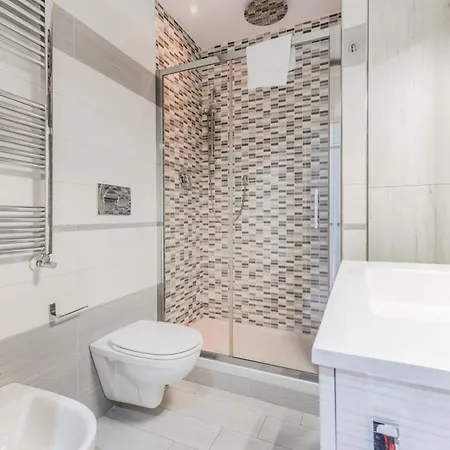 Modern 2 Bedroom Cinecitta Apartmán Řím