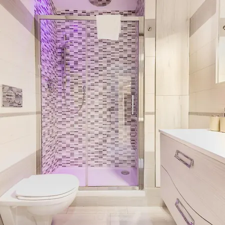 Modern 2 Bedroom Cinecitta Řím